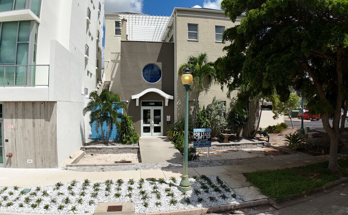 Pictures of Office, Retail property located at 1345 2nd St, Sarasota, FL 34236 for sales - image #1