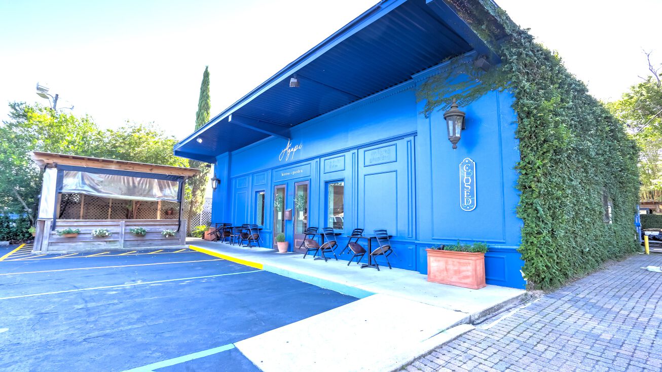 Pictures of Business for Sale, Retail property located at 3206 E De Soto St, Pensacola, FL 32503, 555 Scenic Hwy, Pensacola, FL 32503 for sales - image #1