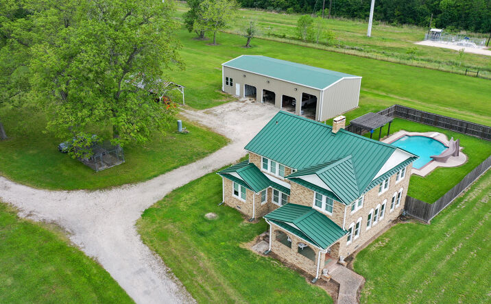 Pictures of Land property located at 2222 N Main St, Highlands, TX 77562 for sales - image #1