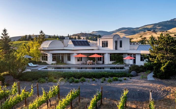 Pictures of Business for Sale, Special Purpose property located at 786 Pompadour Dr, Ashland, OR 97520 for sales - image #1