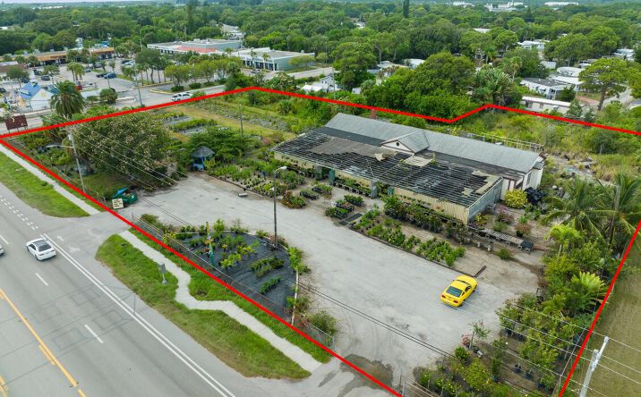Pictures of Industrial, Mixed Use, Retail, Self Storage property located at 3135 S US Hwy 1, Fort Pierce, FL 34982 for sales - image #1