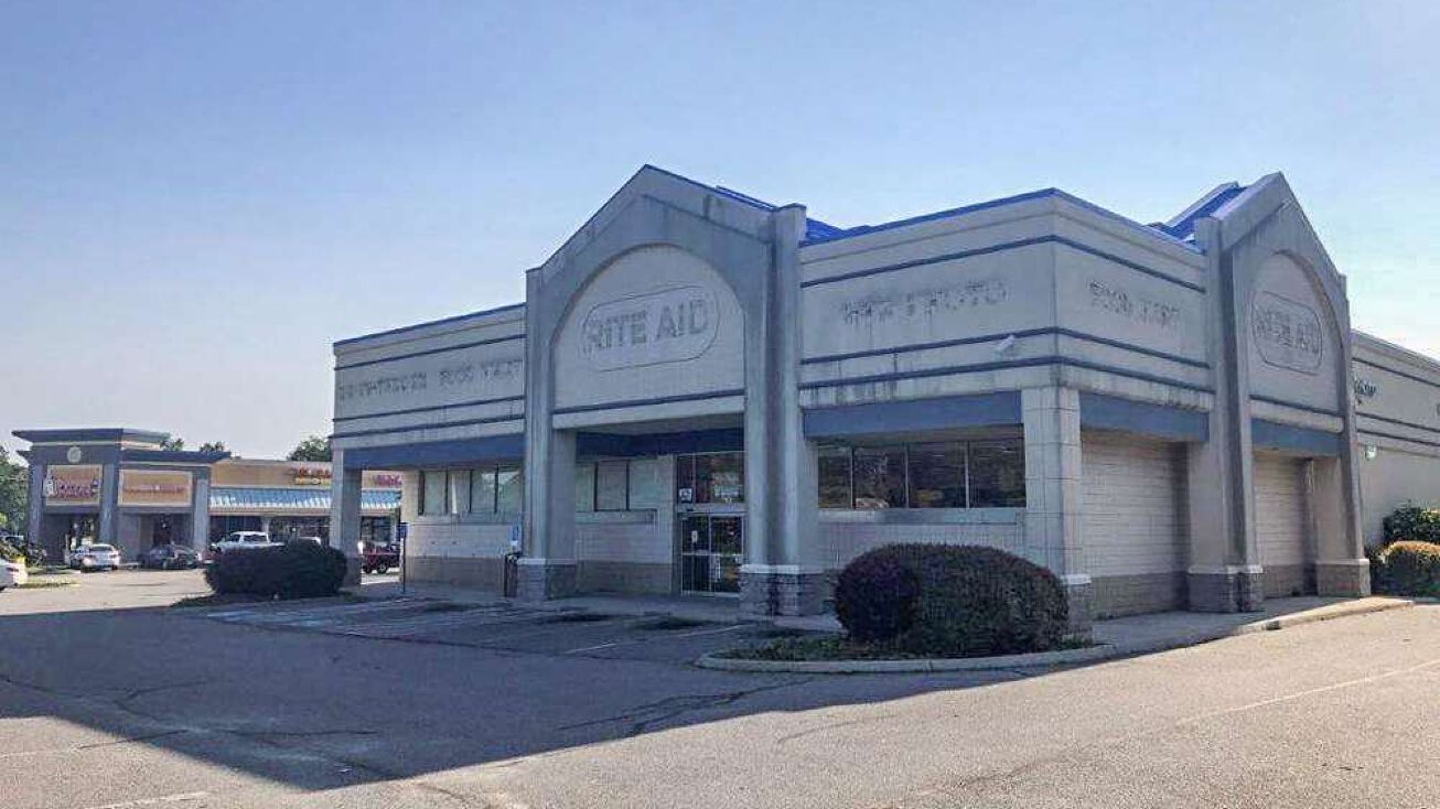 7912 Halprin Dr, Norfolk, VA 23518