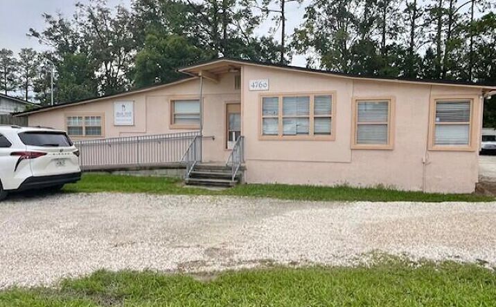 Pictures of Business for Sale, Office property located at 4760 BLANDING Boulevard, Jacksonville, FL 32210 for sales - image #1