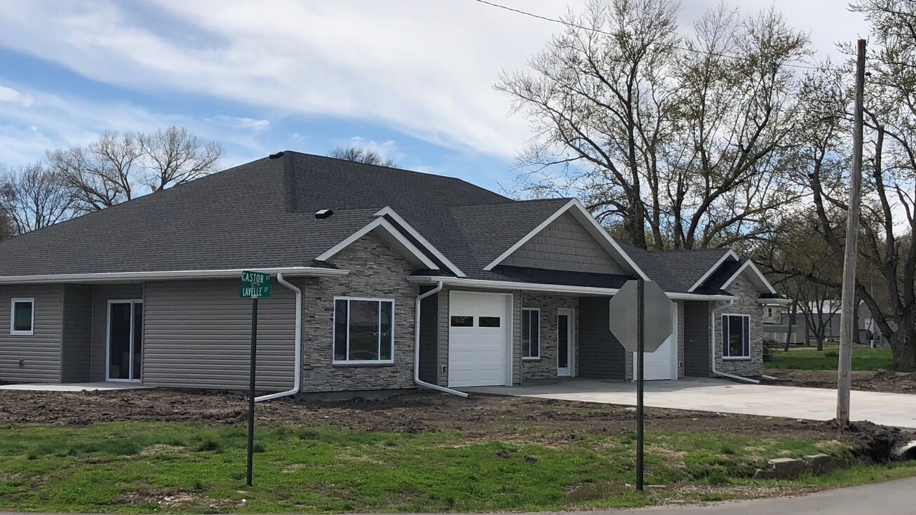 304 Castor St, Diller, NE 68342