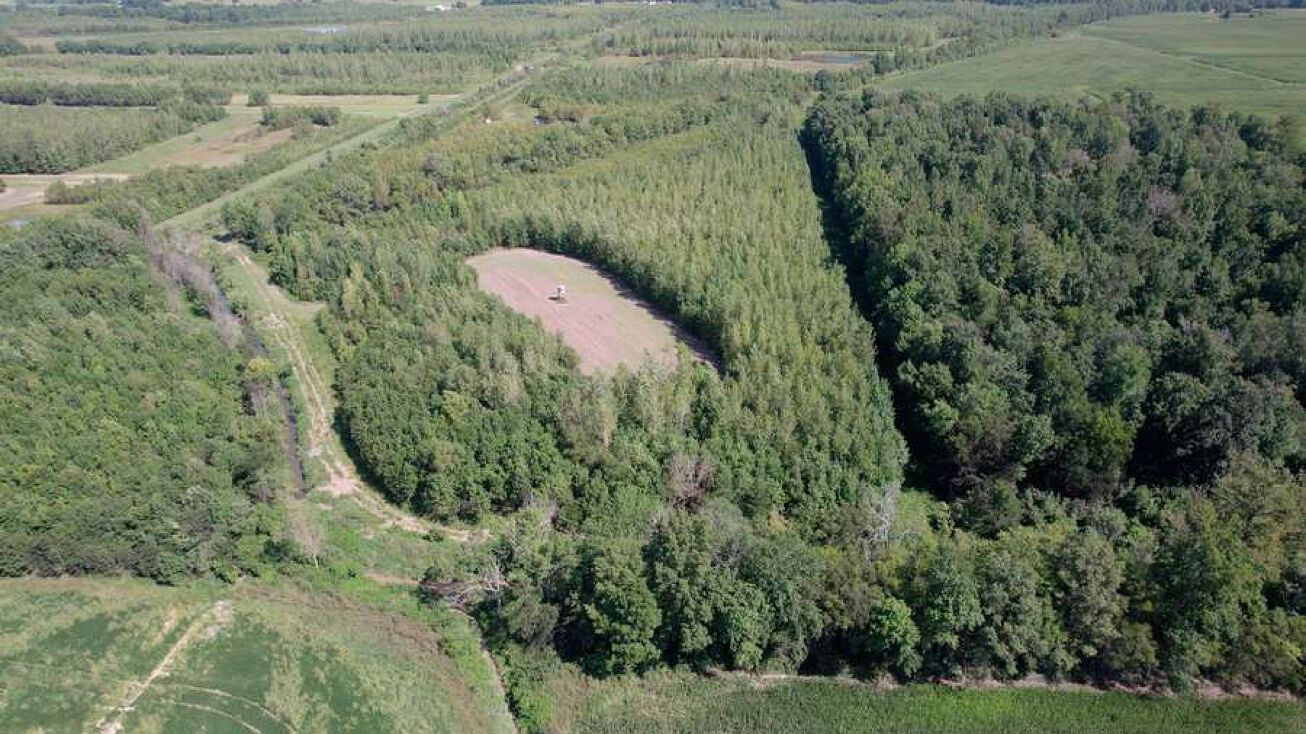 1408 IL169, Karnak, IL 62956