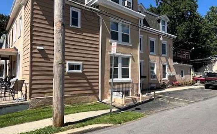 Pictures of Multifamily property located at 529 E Barnard St, West Chester, PA 19382 for sales - image #1
