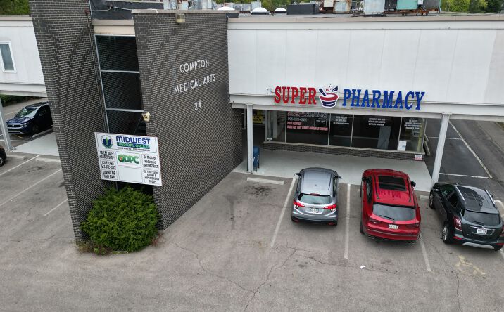 Pictures of Office property located at 24 Compton Rd, Cincinnati, OH 45216 for sales - image #1