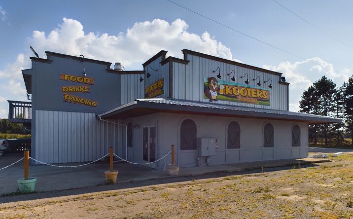 Pictures of Business for Sale, Retail property located at 4512 E M 21, Corunna, MI 48817 for sales - image #1