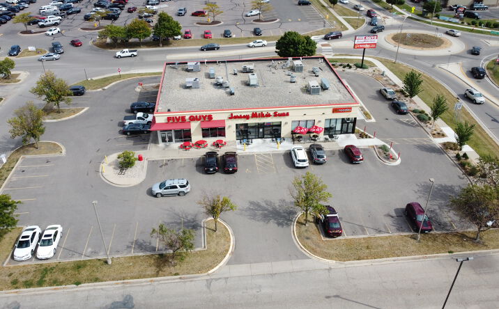 Pictures of Retail property located at 1920 Adams St, Mankato, MN 56001 for sales - image #1