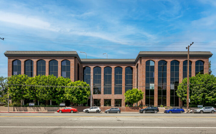 Pictures of Office property located at 15315 Magnolia Blvd, Los Angeles, CA 91403 for sales - image #1