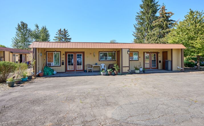 Pictures of Multifamily property located at 150 H St, Independence, OR 97351 for sales - image #1