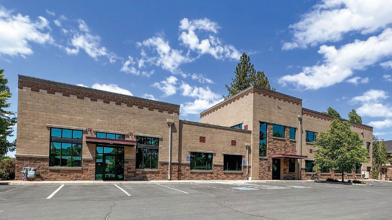 Pictures of Retail, Office property located at 2796 NW Clearwater Dr, Bend, OR 97703 for sales - image #1