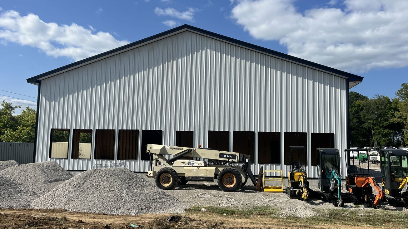 1165 Crossfield Dr, Versailles, KY 40383