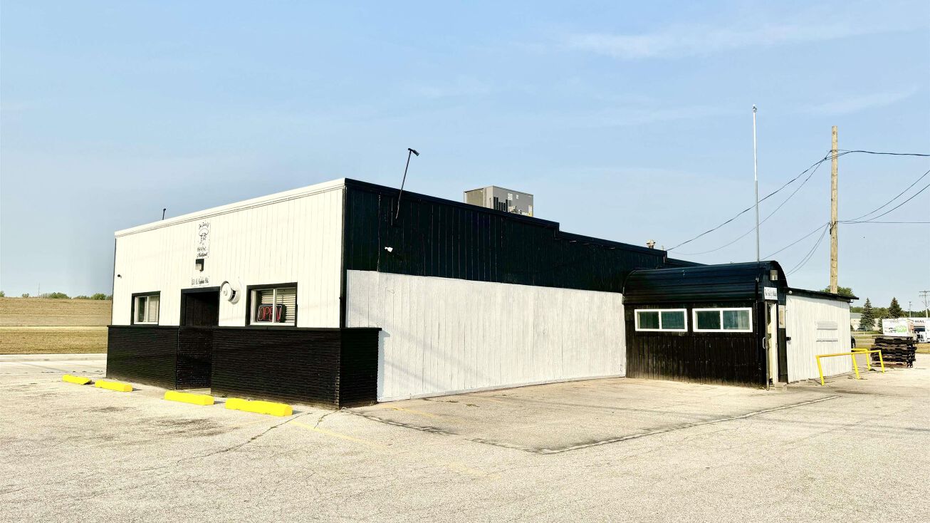 3001 S Saginaw, Midland, MI 48642