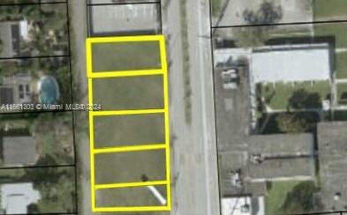 Pictures of Land property located at 62 Ave SW 66 St, South Miami, FL 33143 for sales - image #1