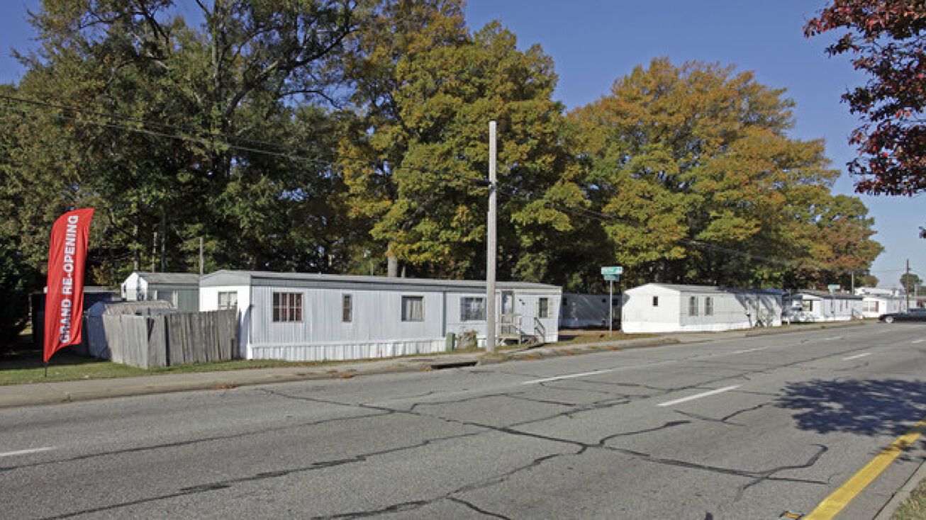 Pictures of Mobile Home Park, Multifamily property located at 5115 Jefferson Ave, Newport News, VA 23605 for sales - image #1