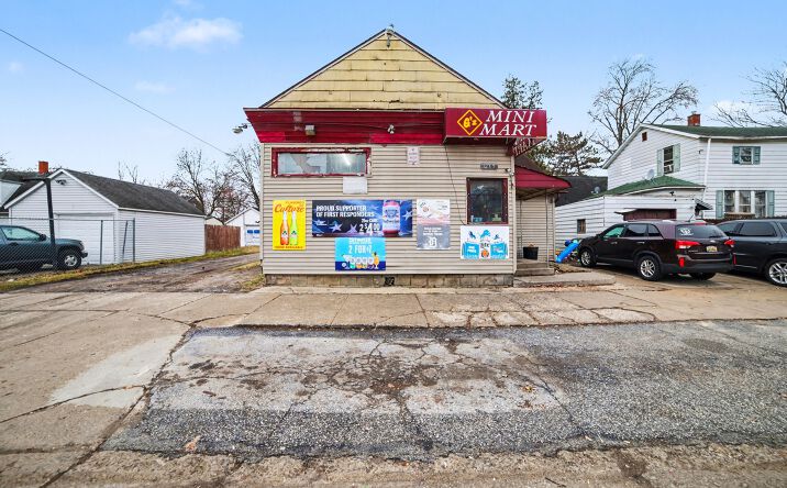 Pictures of Retail property located at 1215 Throop St, Saginaw, MI 48602 for sales - image #1