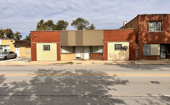 Pictures of Office, Retail property located at 1206 W 127th St, Calumet Park, IL 60827 for sales - image #1