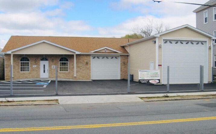 Pictures of Industrial property located at 824 Belleville Ave, New Bedford, MA 02745 for comps - image #1