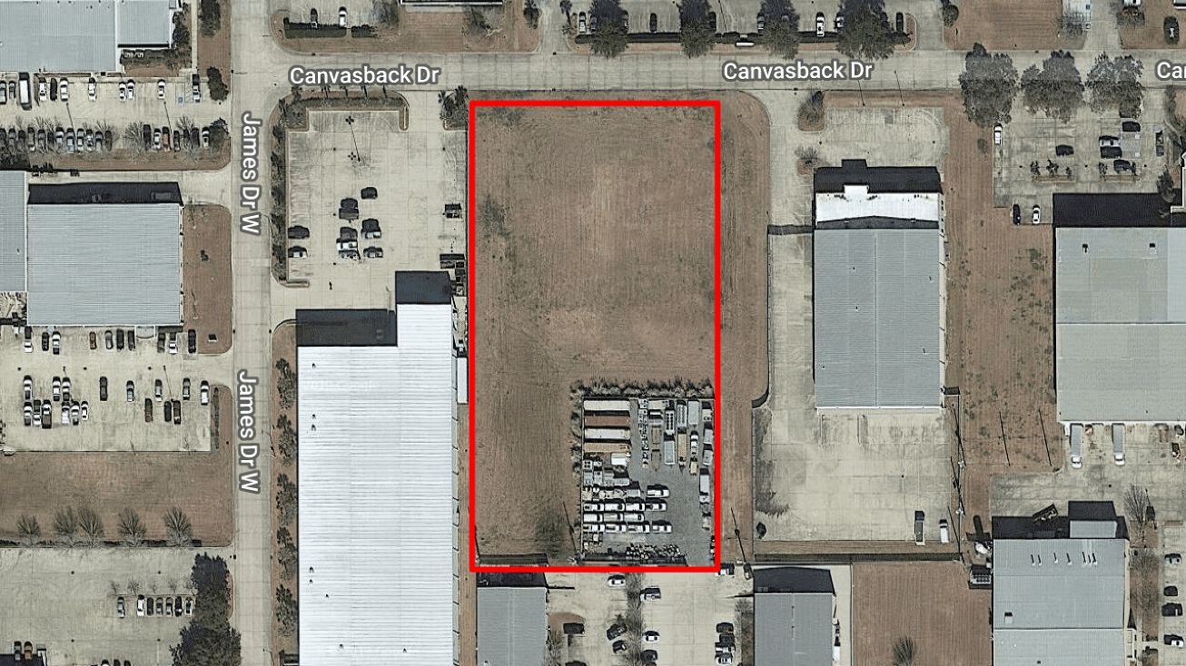 120 Canvasback Dr, Saint Rose, LA 70087