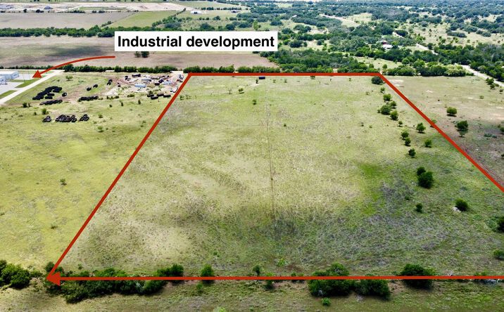 Pictures of Land property located at 1100 and 1150 County Rd 308, Jarrell, TX 76537 for sales - image #1
