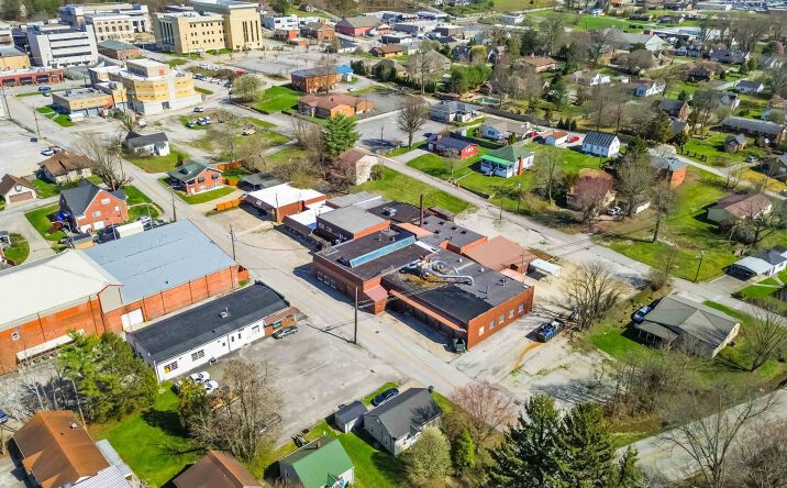 Pictures of Industrial property located at 426 W 4th St, London, KY 40741 for sales - image #1
