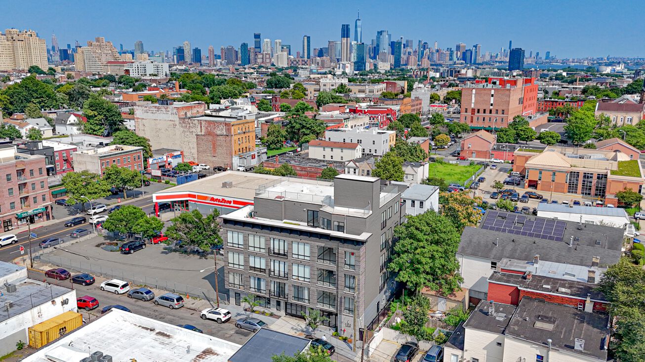 Pictures of Multifamily property located at 100 Sackett St, Jersey City, NJ 07304 for sales - image #1