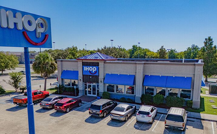 Pictures of Retail property located at 12150 I-10 Service Rd, New Orleans, LA 70128 for sales - image #1