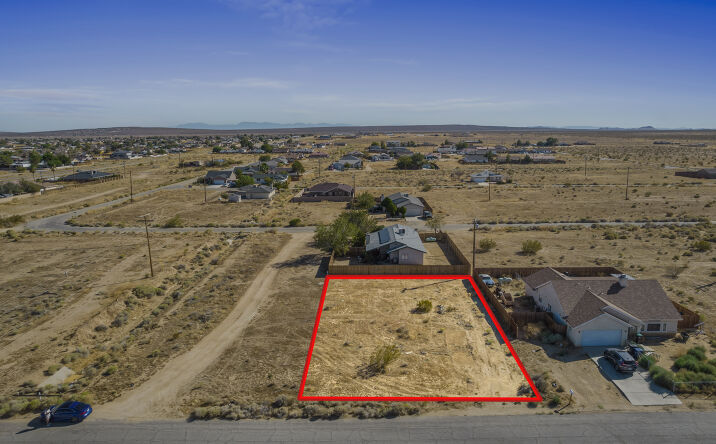 Pictures of Land property located at 7850 Bay Ave, California City, CA 93505 for sales - image #1