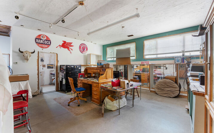 Pictures of Land, Multifamily, Office property located at 13684 Sierra Hwy, Santa Clarita, CA 91390 for sales - image #1
