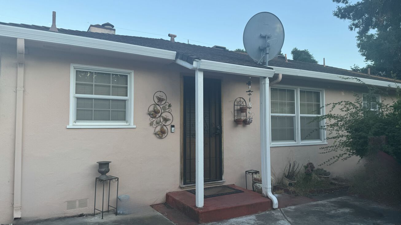 3681 Eggers Dr, Fremont, CA 94536