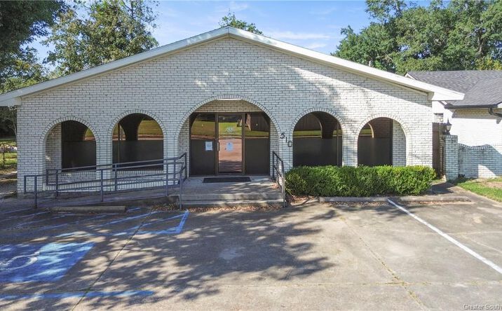 Pictures of Business for Sale property located at 510 W 18th Street, Lake Charles, LA 70601 for sales - image #1