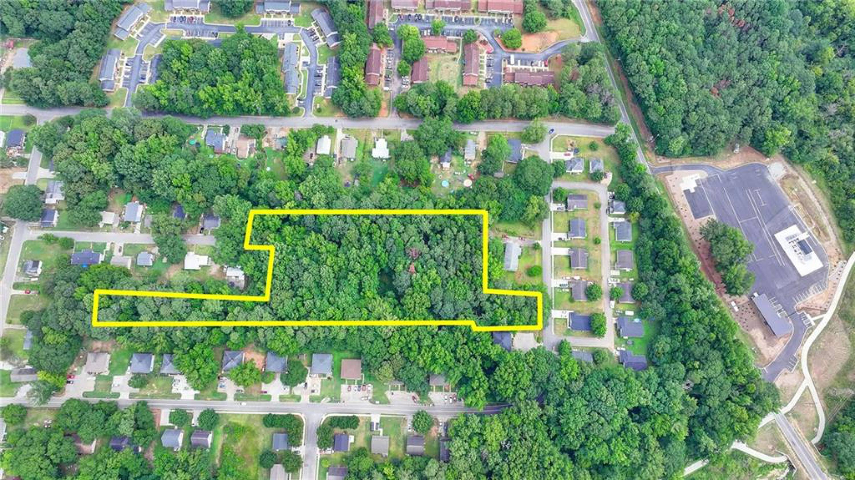 51 Pope St, Newnan, GA 30263