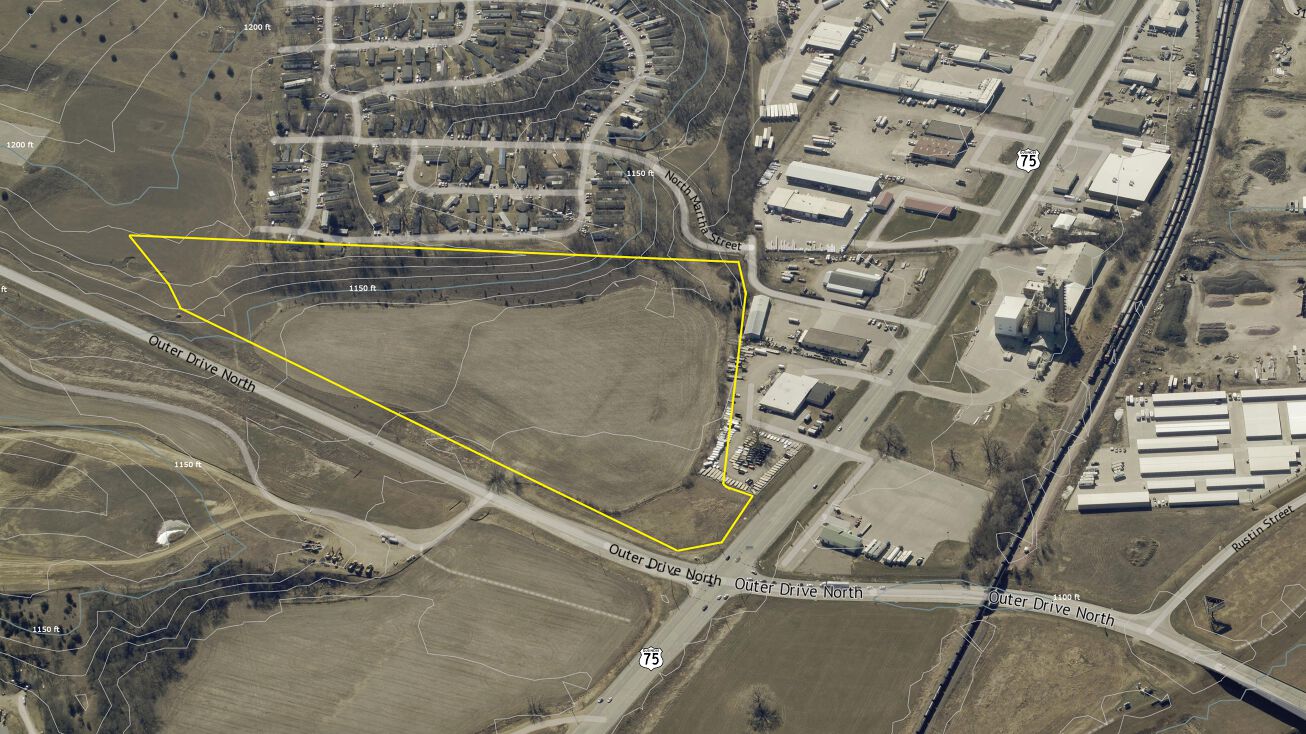 SE Corner of US Business 75 & Outer Drive, Sioux City, IA 51108