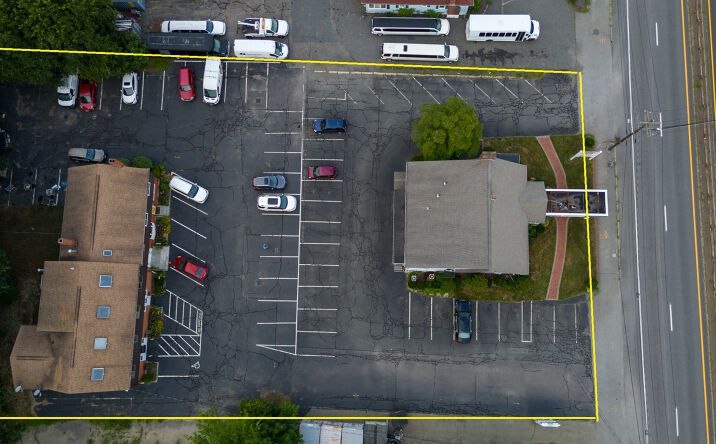 Pictures of Retail, Mixed Use, Land property located at 389 & 393 Worcester Rd, Framingham, MA 01701 for sales - image #1