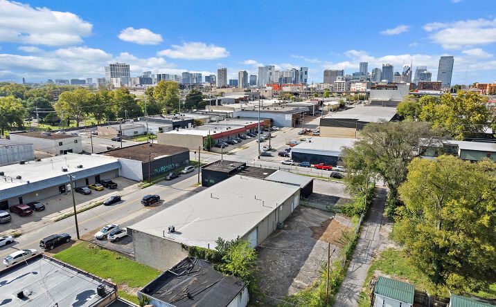 Pictures of Industrial property located at 1024 3rd Ave S, Nashville, TN 37210 for sales - image #1