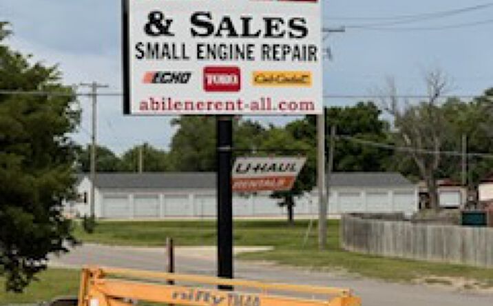 Pictures of Retail property located at 1701 W 1st St, Abilene, KS 67410 for sales - image #1