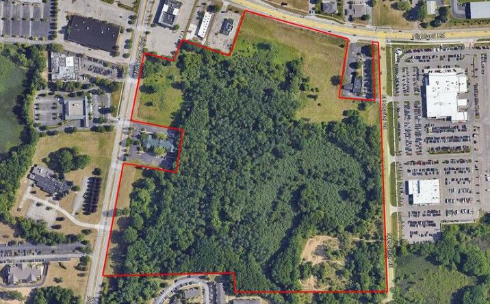 Pictures of Land property located at Highland Rd, Waterford Township, MI 48327 for sales - image #1