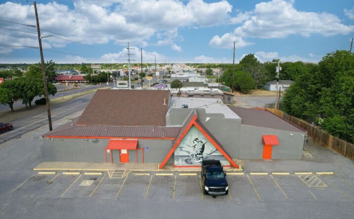 Pictures of Mixed Use, Special Purpose property located at 1825 NW Cache Rd, Lawton, OK 73507 for sales - image #1