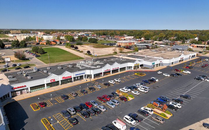 Pictures of Retail property located at 4901 Washington Ave, Racine, WI 53406 for sales - image #1
