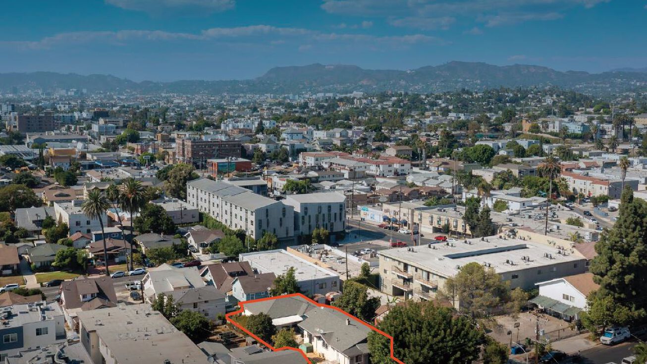 241 N Park View St, Los Angeles, CA 90026