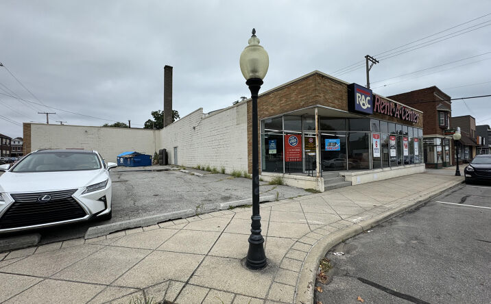 Pictures of Industrial property located at 1411 Franklin St, Michigan City, IN 46360 for sales - image #1