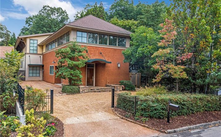 Pictures of Office, Land property located at N Drive NE, Atlanta, GA 30305 for sales - image #1