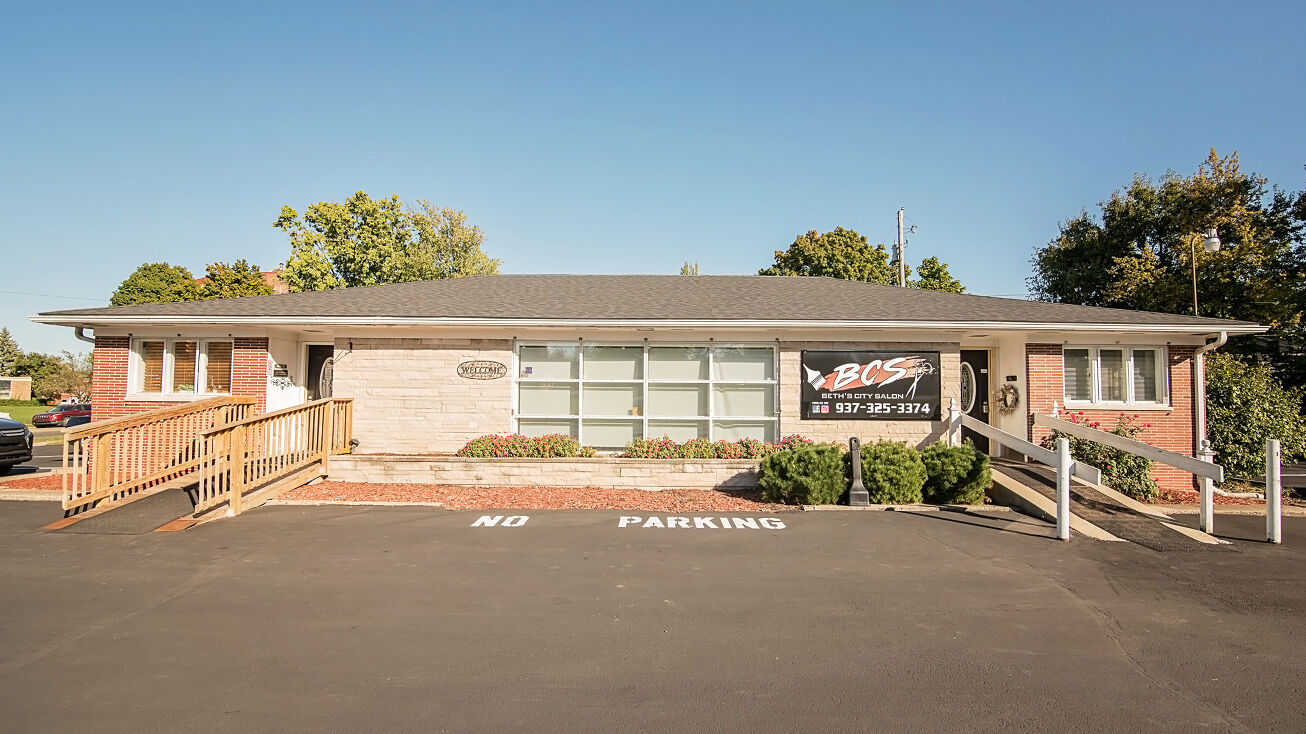 202 S Belmont Ave, Springfield, OH 45505