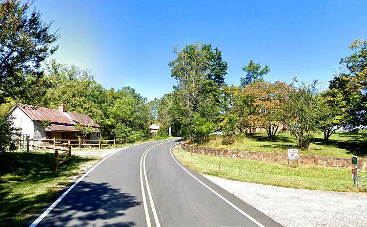 Pictures of Land property located at 4246 Henry River Rd, Hickory, NC 28602 for sales - image #1