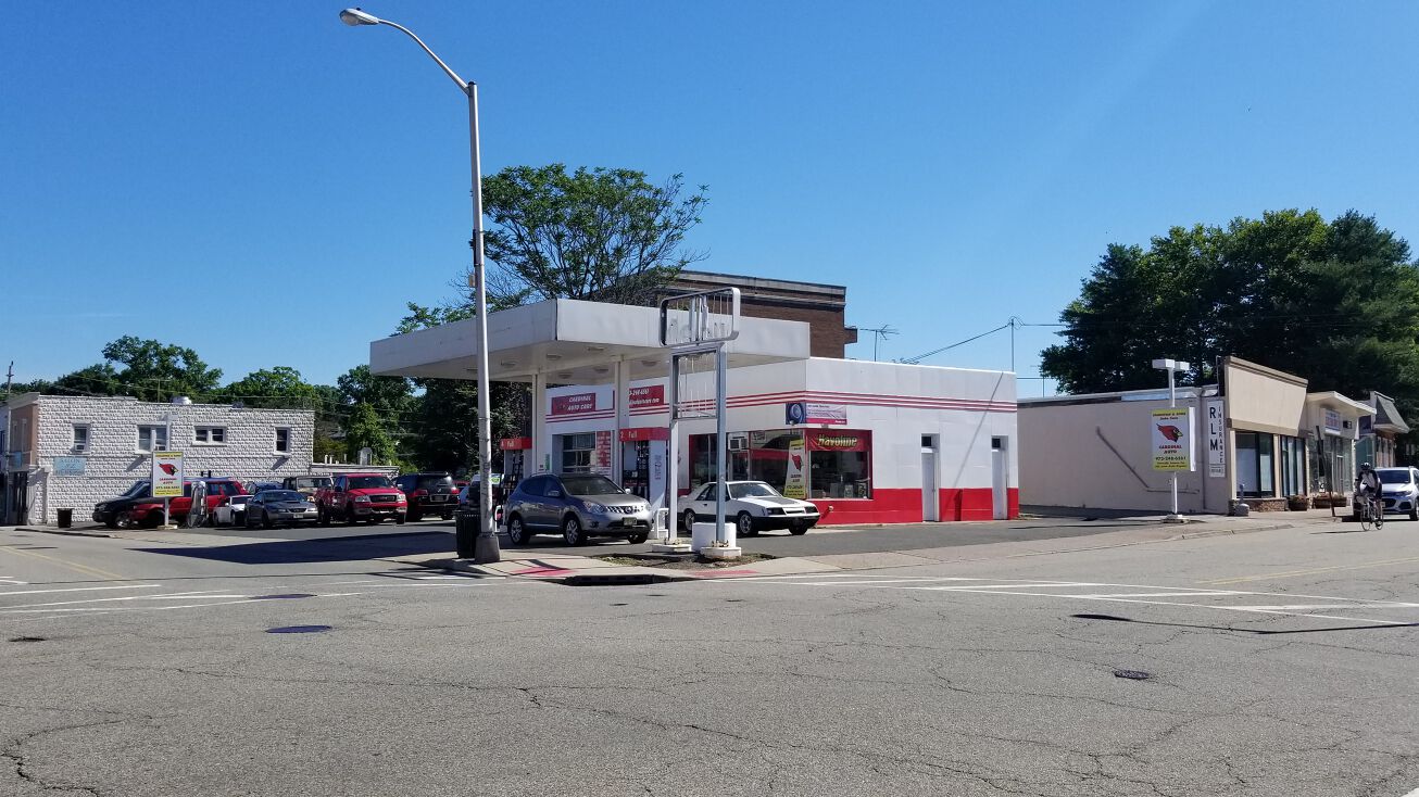 11 Lakeside Ave, Pompton Lakes, NJ 07442