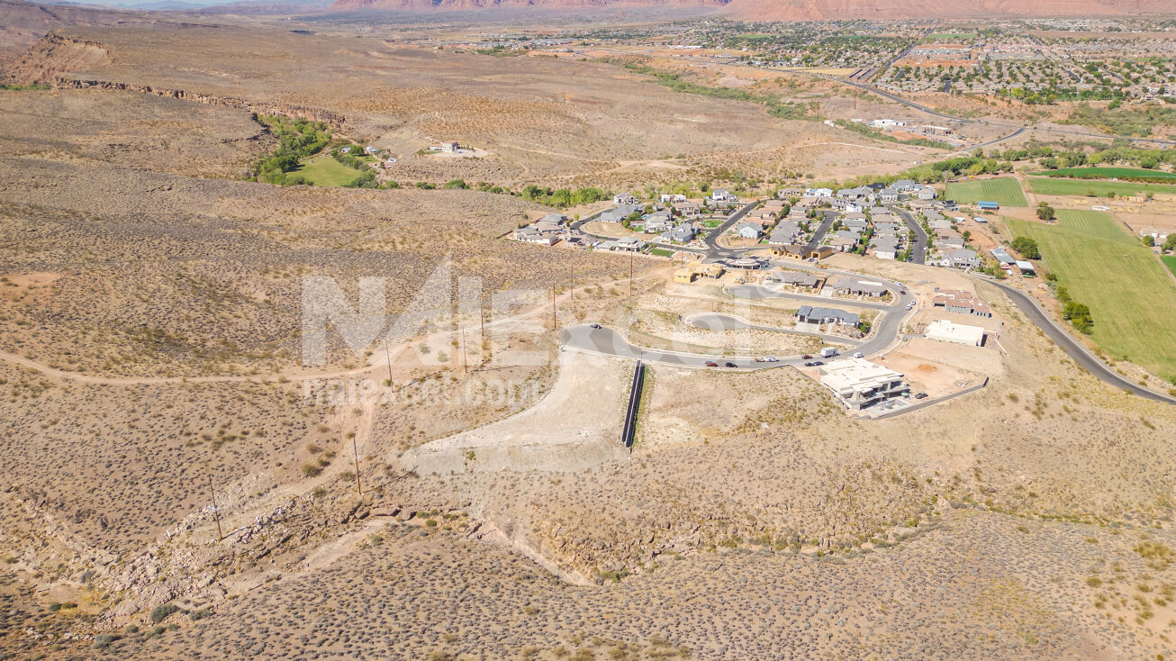 1250 N Hillside Wy, Santa Clara, UT 84765