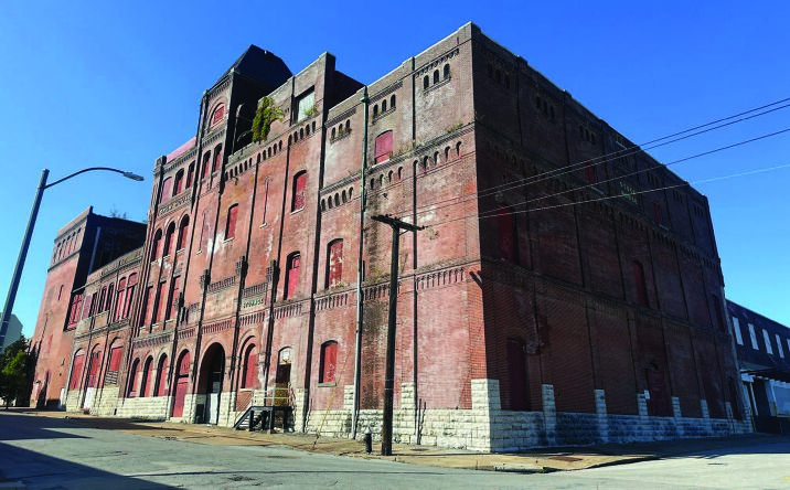 Pictures of Industrial property located at 2301-2303 Lemp Ave, St. Louis, MO 63104 for sales - image #1
