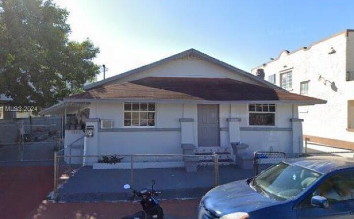 Pictures of Multifamily property located at 1838 NW 1st St, Miami, FL 33125 for sales - image #1