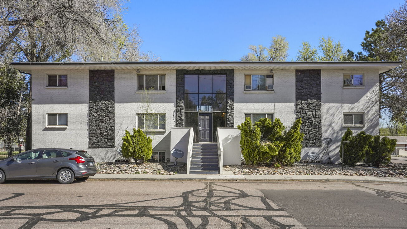 316 E Brookside St, Colorado Springs, CO 80905